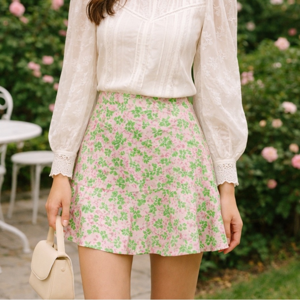 ZARA Satin Floral Mini Skirt – Pink Green – Size S coastal vacation